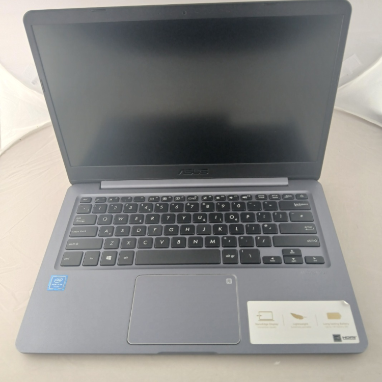 Refurbished ASUS Vivobook 14 E406SAS Intel Pentium N3700 4GB RAM 128GB SSD 14 Inch Windows 11 Laptop