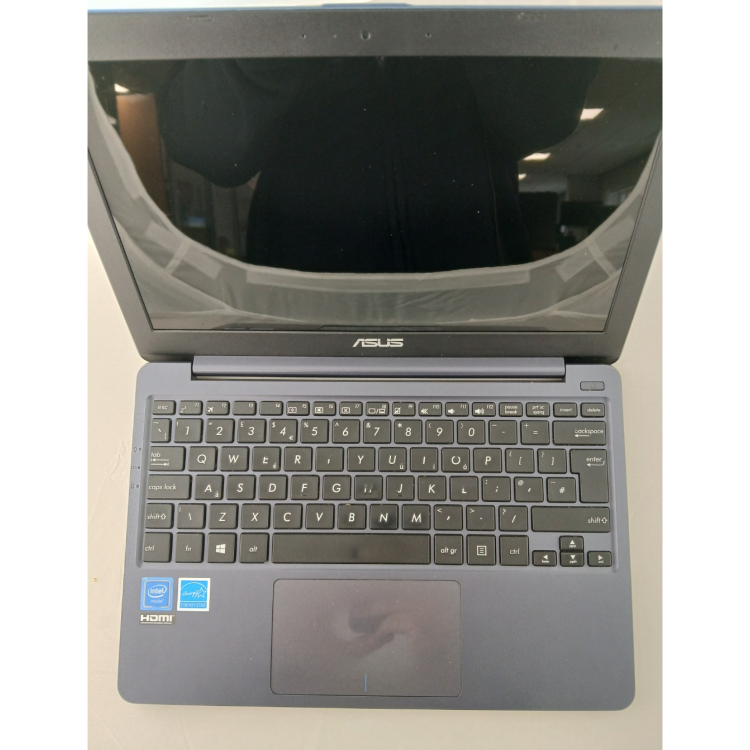 Refurbished ASUS Vivobook 12 E203MAS Intel Celeron N4000 4GB RAM 64GB SSD 11.6 Inch Windows 10 Laptop