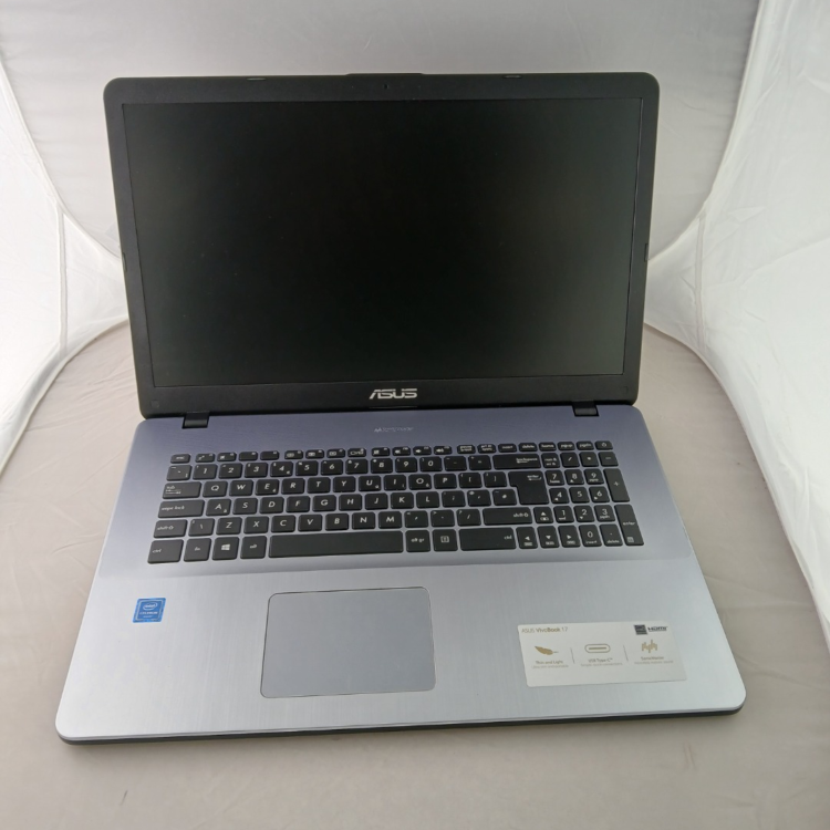 Refurbished ASUS Vivobook X705MAR Intel Celeron N4020 8GB RAM 1TB SSD 17.3 Inch Windows 11 Laptop