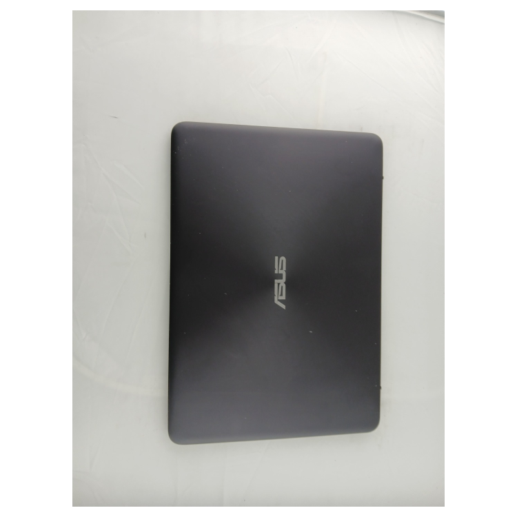 Refurbished ASUS UX305FA Core M-5Y10C 8GB RAM 128GB SSD 13.3 Inch Windows 10 Laptop