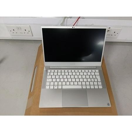 Refurbished Razer Blade Stealth 13 Core i7-1065G7 16GB 256GB 13.3 Inch Windows 10 Laptop