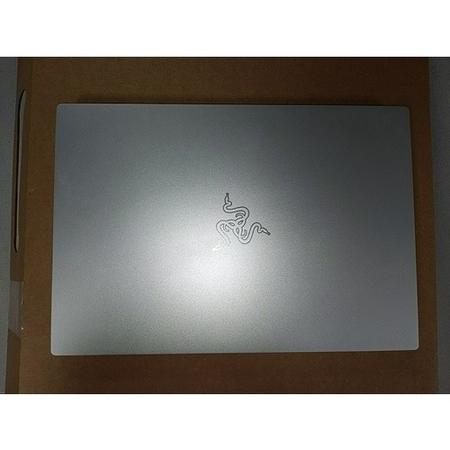 Refurbished Razer Blade Stealth 13 Core i7-1065G7 16GB 256GB 13.3 Inch Windows 10 Laptop