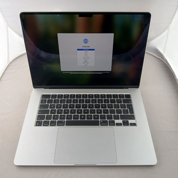 Refurbished Apple Macbook Air 15 Inch M3 8GB RAM 256GB SSD 2024 - Silver