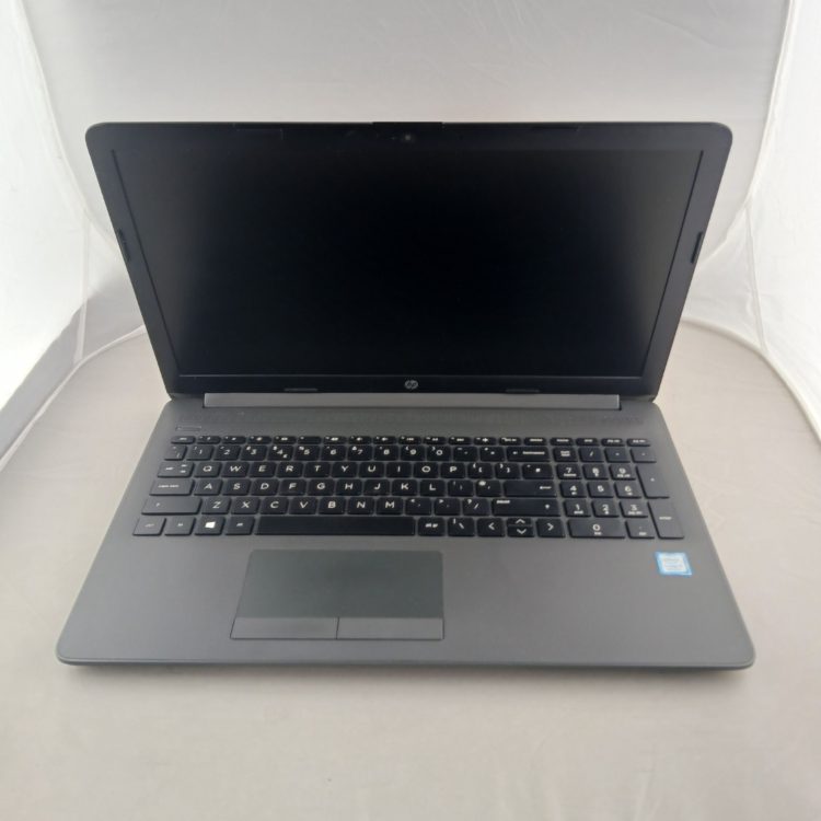 Refurbished HP 250 G7 Core i7-8565U 8GB RAM 256GB SSD 15.6 Inch Windows 11 Home Laptop