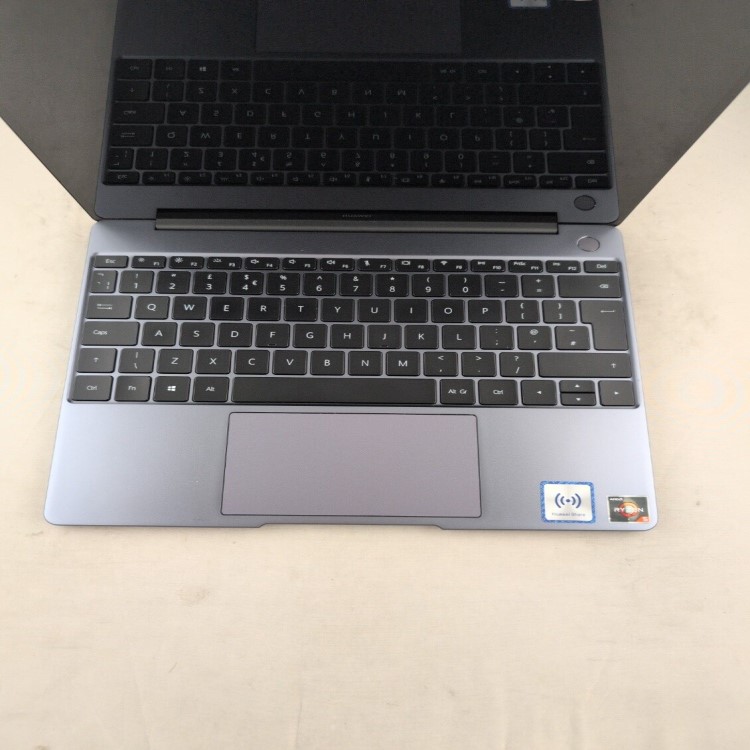 Refurbished Huawei HN-WX9X Ryzen 5 3500U 8GB RAM 512GB SSD 13 Inch Windows 11 Laptop