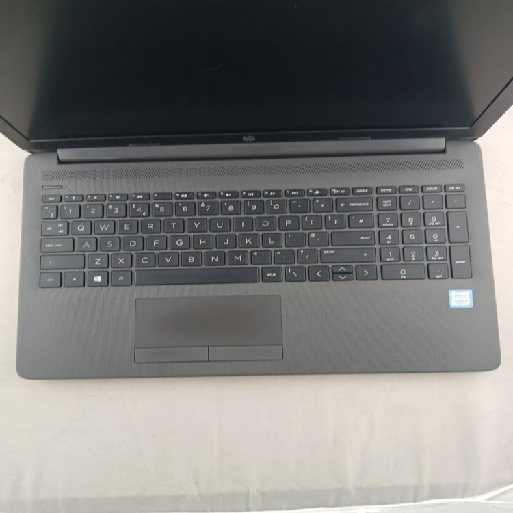 Refurbished HP 250 G7 Core i5-8265U 8GB RAM 256GB SSD 15.6 Inch Windows 11 Home Laptop
