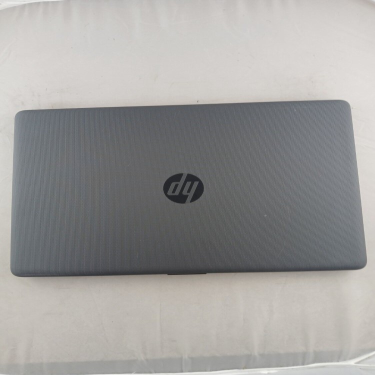 Refurbished HP 250 G7 Core i5-8265U 8GB RAM 256GB SSD 15.6 Inch Windows 11 Home Laptop