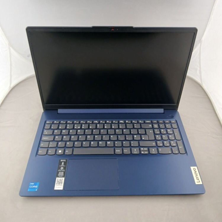 Refurbished Lenovo IdeaPad Slim 3 15IAH8 Core i5-12450H 16GB RAM 512GB SSD 15.6 Inch Windows 11 Home Laptop