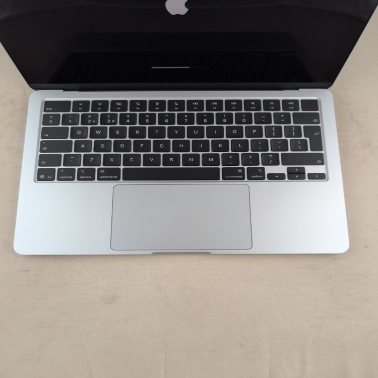 Refurbished Apple MacBook Air 13 Inch M4 16GB RAM 256GB SSD 2025 macOS Tahoe