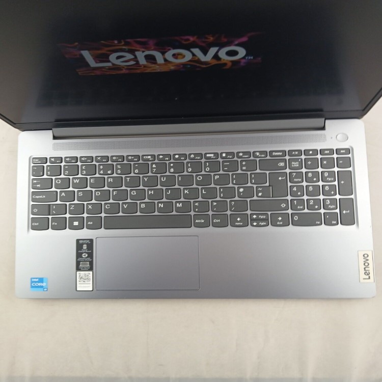 Refurbished Lenovo IdeaPad Slim 3 15IAN8 Core i3-N305 8GB RAM 128GB SSD 15.6 Inch Windows 11 Laptop