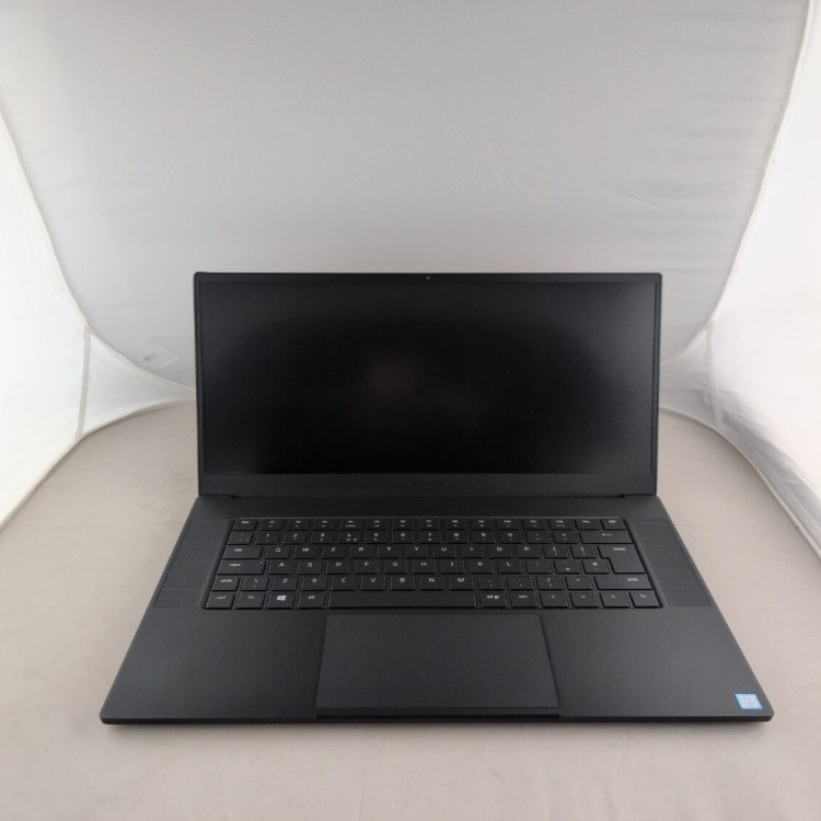 Refurbished Razer Blade RZ09-02386W92 Core i7-8750H 16GB RAM 512GB SSD GTX 1070 15.6 Inch Windows 11 Home Gaming Laptop