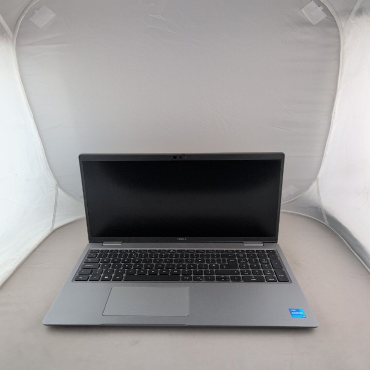 Refurbished Dell Latitude 5520 Core i5-1135G7 16GB RAM 256GB SSD 15.6 Inch Windows 11 Laptop