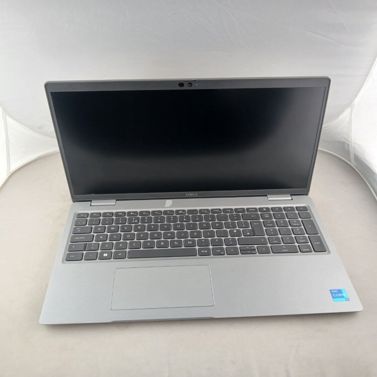 Refurbished Dell Latitude 5520 Core i5-1135G7 16GB RAM 256GB SSD 15.6 Inch Windows 11 Laptop