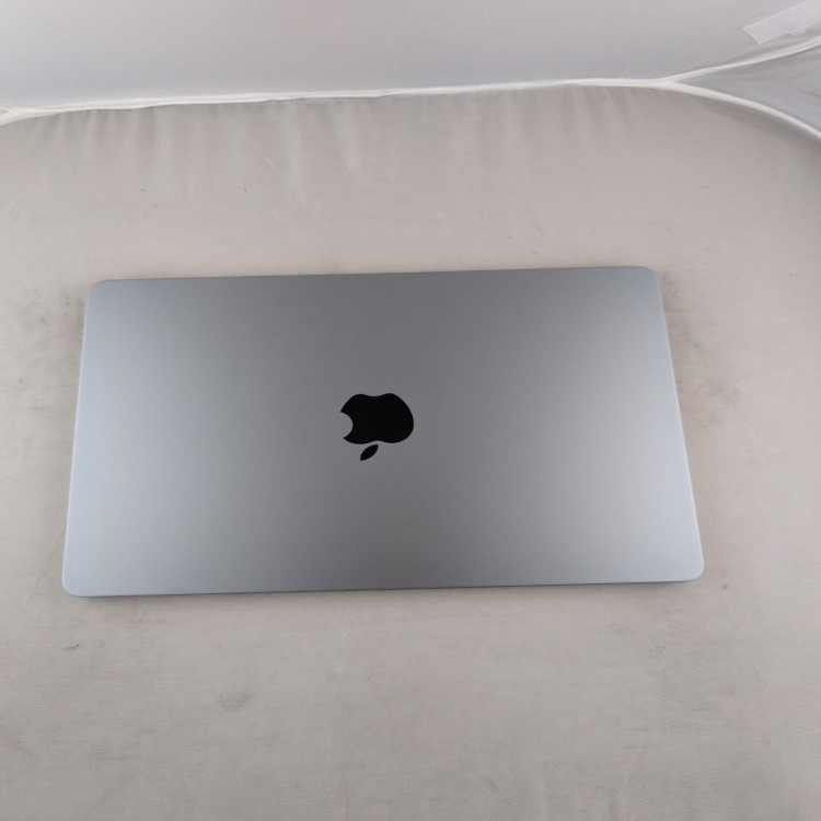 Refurbished Apple MacBook Air 13 Inch M3 8GB RAM 256GB SSD 2024 macOS Tahoe