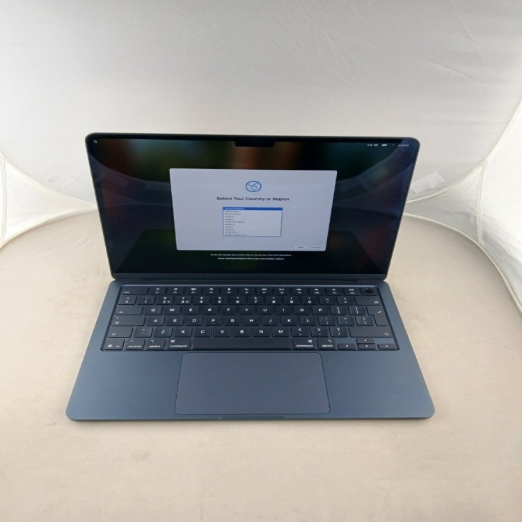Refurbished Apple Macbook Air 13 Inch M4 16GB RAM 256GB SSD 2025 macOS Sequoia