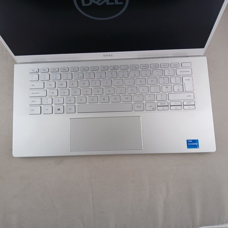Refurbished Dell Inspiron 5402 Core i5-1135G7 8GB RAM 256GB SSD 14 Inch Windows 11 Home Laptop