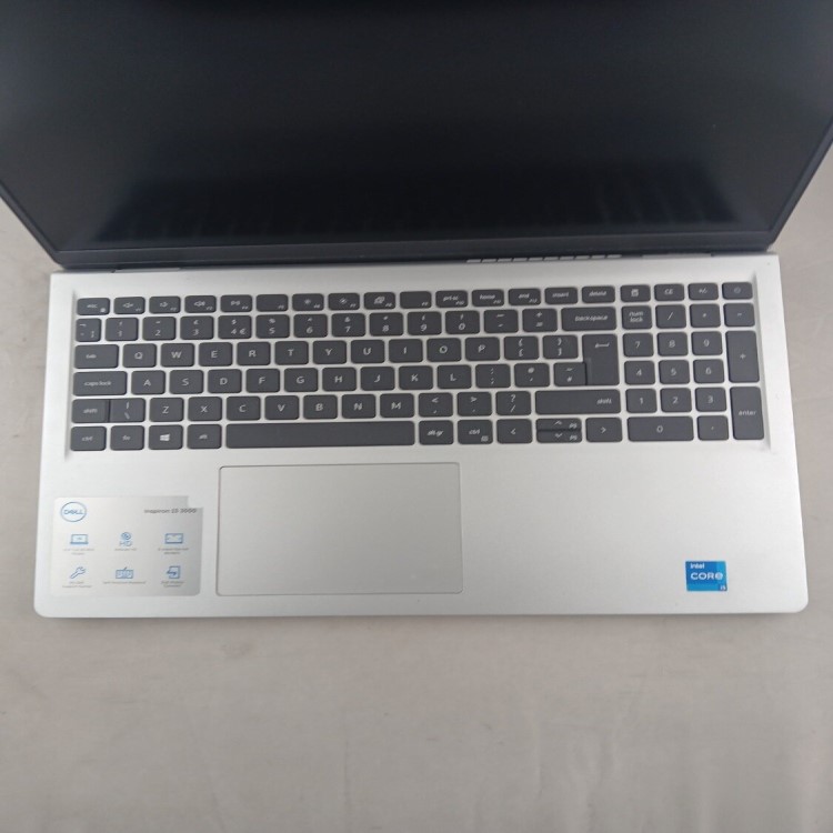 Refurbished Dell Inspiron 15 3511 Core i5-1135G7 8GB RAM 256GB SSD 15.6 Inch Windows 11 Home Laptop