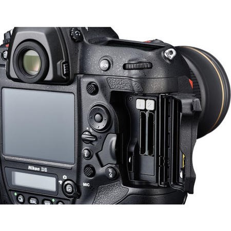 nikon d5 body only