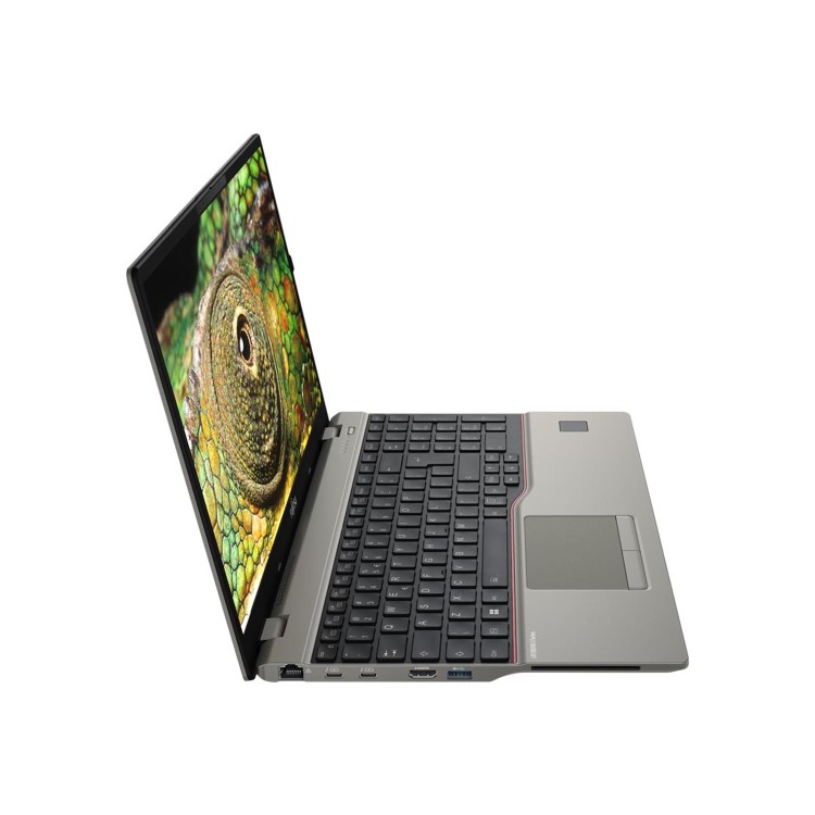 Fujitsu LIFEBOOK U7512 Core i7-1255U 16GB 512GB SSD Iris Xe Graphics 15.6 Inch Windows 11 Pro Laptop