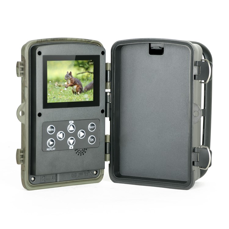 electriQ Pro Outback 8 Megapixel HD Wildlife & Nature Pet Camera with Night Vision
